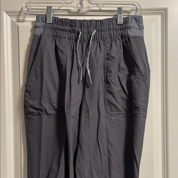 The North Face Women’s Gray Joggers/Hiking Pants - Picture 1 of 4